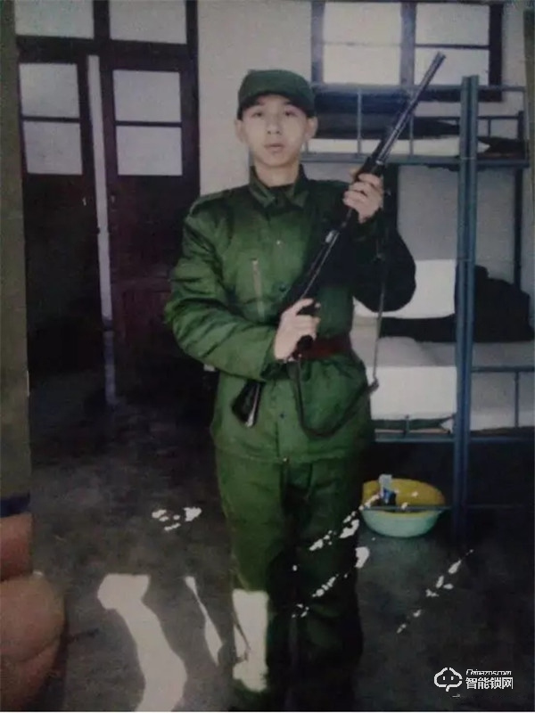 為什么選擇楊格智能門鎖？河南代理王少華這樣說......