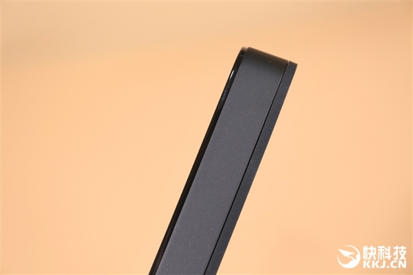 小米首款高端全自動智能鎖圖賞，1699元一觸即開門