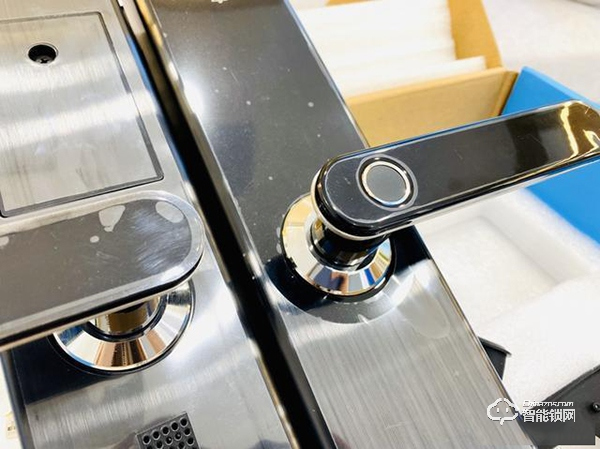 999媲美3999，是誰在攪局智能鎖市場？網(wǎng)友：蘇寧小Biu干的