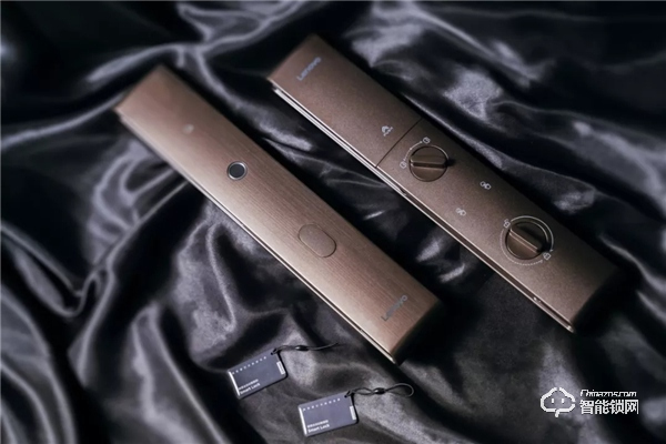 治愈強迫癥 | 聯想智能門鎖A1，無執手設計安全更便捷