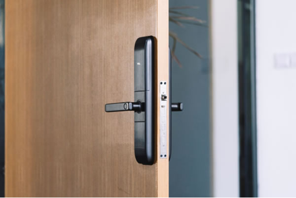 買買買之后還要裝裝裝！TCL物聯網智能鎖K5讓你免除安裝的繁瑣