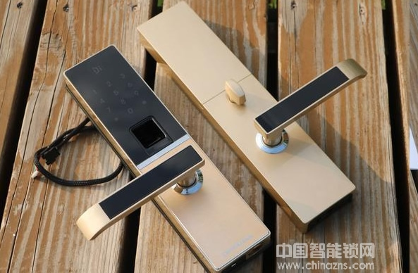 小嘀S8智能鎖評(píng)測(cè)