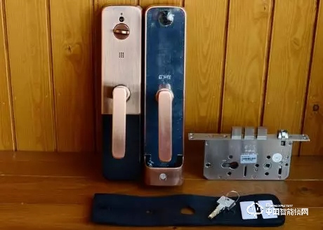 體驗(yàn)樂(lè)橙K5智能指紋鎖：主動(dòng)防御讓家更安全