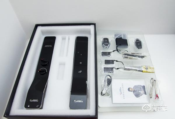 顛覆以往，全球超薄——羅曼斯DD5超薄全自動智能鎖測評