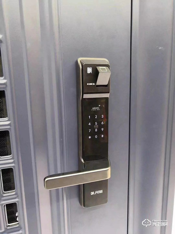 家庭守護者：達文西DF510智能鎖開箱評測