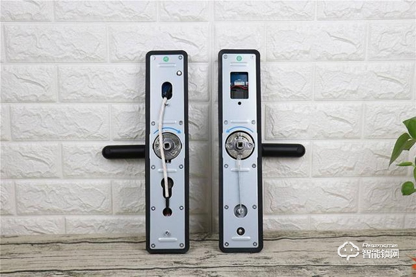 小益E206指紋鎖使用測評 千元鎖表現(xiàn)更出色