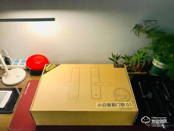 拆解評測｜創(chuàng)米小白智能鎖G1，用上“防彈玻璃”搞突圍