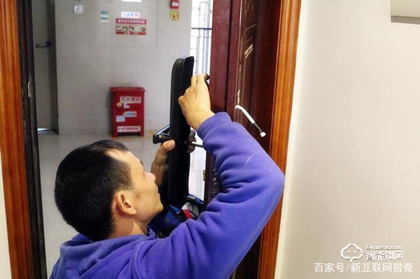 未關(guān)門立即提醒，指紋識別又快又準(zhǔn)，TCL K5智能鎖實測體驗