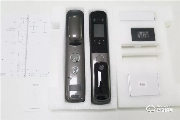 人臉鎖市場(chǎng)實(shí)力黑馬！聯(lián)合二號(hào)人臉識(shí)別全自動(dòng)智能鎖開(kāi)箱圖賞