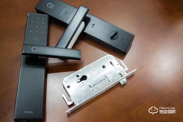 用了再也回不去，更換歐瑞博智能鎖 C1 的親身經歷