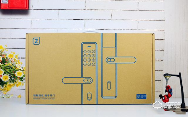 799元的簡約智能門鎖小米有品定制版，五種解鎖方式，簡約不簡單