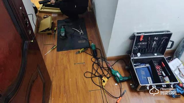 開啟智能生活第一步，米家推拉式智能門鎖體驗