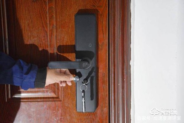 夠安全，買得起，售價僅幾百元的小益E206T智能鎖測評