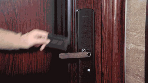 聯想智能門鎖E1測評：家庭升級智能門鎖的首選優品