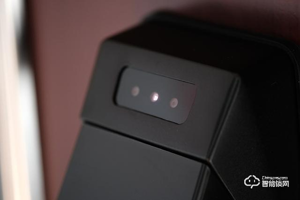 德施曼R7人臉識(shí)別智能鎖，換一個(gè)更加輕松的方式進(jìn)家門