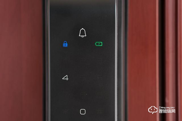 德施曼R7人臉識(shí)別智能鎖，換一個(gè)更加輕松的方式進(jìn)家門