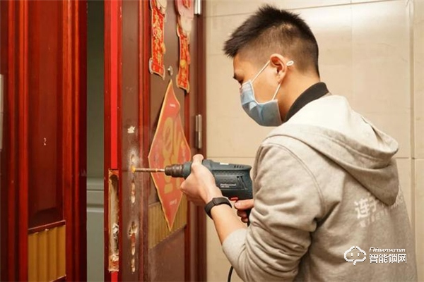 智能貓眼加持安全，螢石DL30VS視頻智能鎖體驗