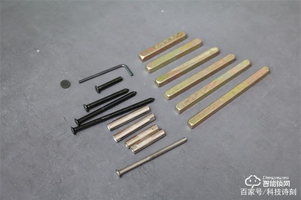 小愛同學開門，從此不帶鑰匙、性價比之王！小益E206MI智能鎖測評