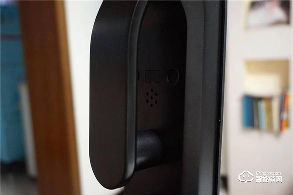 害怕半夜被開門？讓集貓眼、指紋鎖于一身的小嘀Q3M守護你的安全