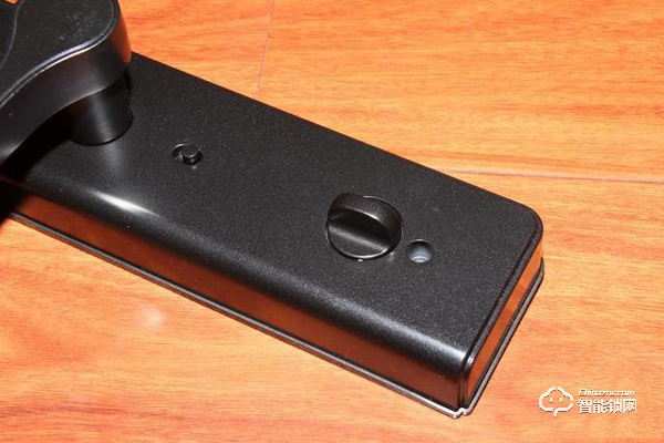 大氣精致+安全可靠+功能豐富+操作便捷=德施曼T91P智能鎖