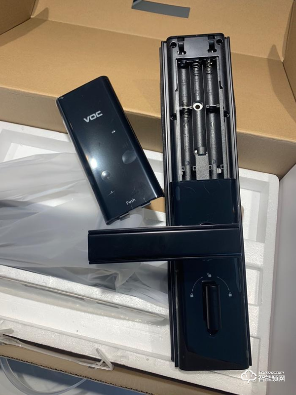 華為系史上性價比最高智能鎖，VOC指紋鎖x8初體驗測評