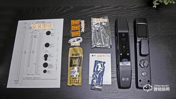 小益X6S智能鎖，顏值爆棚 | 3.5寸可視貓眼、6種開鎖方式、支持天貓精靈系統