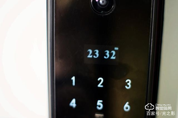 小益X6智能鎖天貓版測評：門鈴貓眼和門鎖三合一，更安全更實惠