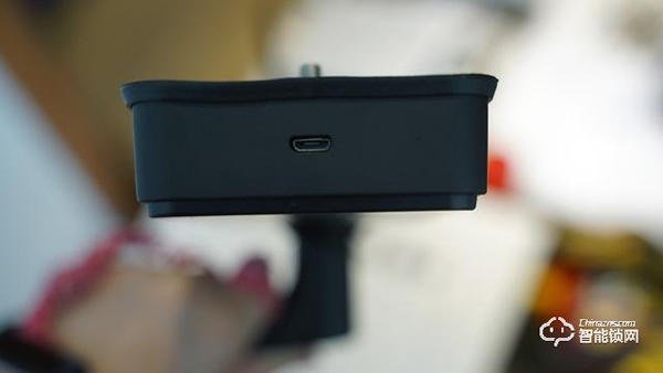 百元智能門鎖初體驗-小益E206米家智能鎖