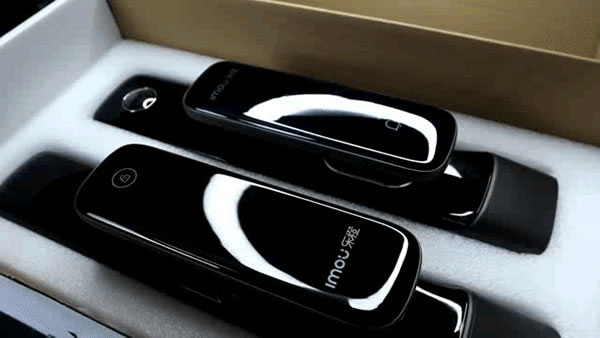 樂橙V8視頻鎖測評：遠程視頻語音和全自動鎖體，家門外安全不擔心