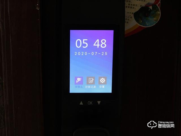 自帶貓眼遠程監控于一體：小益X6智能鎖