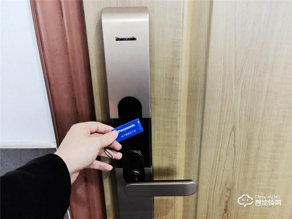 顏值、安全、智能，松下72系智能鎖使用評測