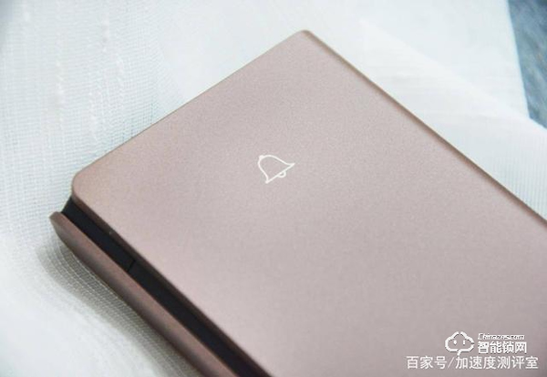 首創(chuàng)行業(yè)呼吸燈設(shè)計，斑點貓Z3智能指紋鎖實測體驗，顏值擔(dān)當(dāng)者