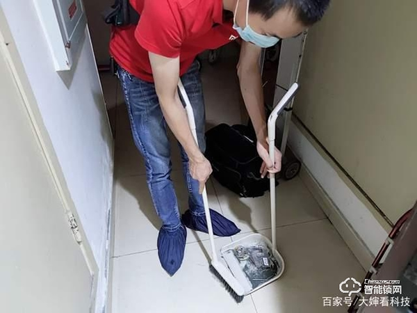 老丟鑰匙不如扔掉鑰匙，讓你家的門更加安全，小米智能門鎖E體驗