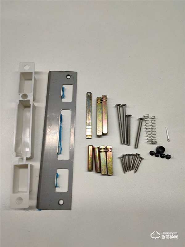 輕租智能鎖真實(shí)測(cè)評(píng)：租的放心，管的省心