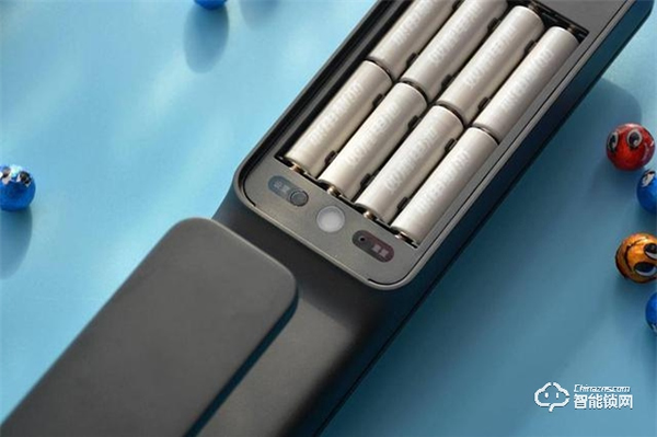 米家推拉式指紋鎖評測：顏值與實力共存，6種開鎖方式全家通用