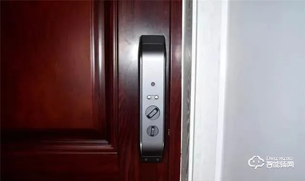 沒有不滿意，只有更高級！全自動智能鎖——德施曼Q5