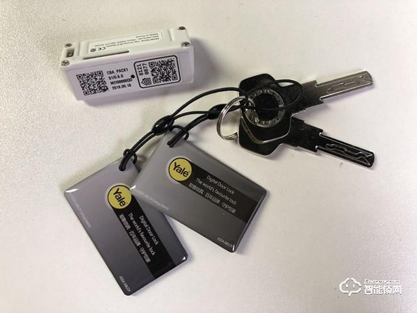 180年老牌門鎖匠心作，耶魯智能鎖YMH71評測