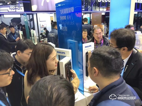 飛利浦智能鎖驚艷亮相2019AWE，用科技暢享美好生活！