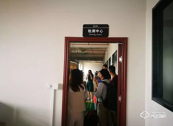 楊格鎖業(yè)：一生只做一件事，專心做好智能鎖 | 2019中國建博葵花獎調研團走訪實錄