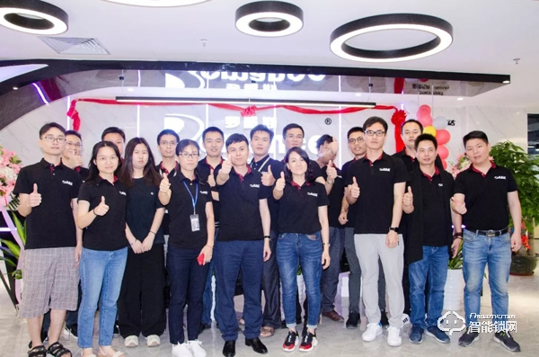 羅曼斯和奮達的強強聯合，對智能鎖行業意味著什么？