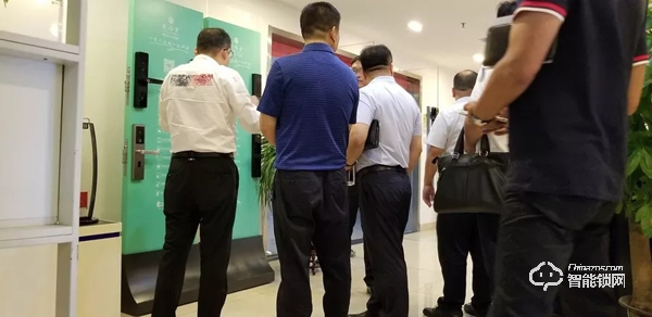 四川省閬中市楊德宇市長一行蒞臨豪力士考察指導(dǎo)