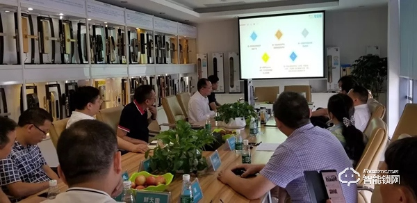 四川省閬中市楊德宇市長一行蒞臨豪力士考察指導(dǎo)