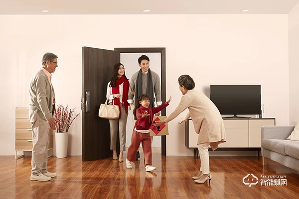 今年春節，將家門教給更懂你的飛利浦智能鎖