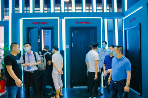 超人智能鎖翁斌：業(yè)績大漲背后總有邏輯，邁進前列才是目標