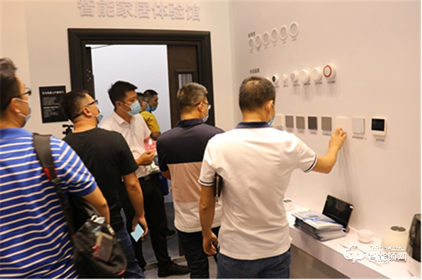 永康門(mén)博會(huì) | 王力智能產(chǎn)品引領(lǐng)行業(yè)新潮流 永康門(mén)博會(huì) | 王力智能產(chǎn)品引領(lǐng)行業(yè)新潮流