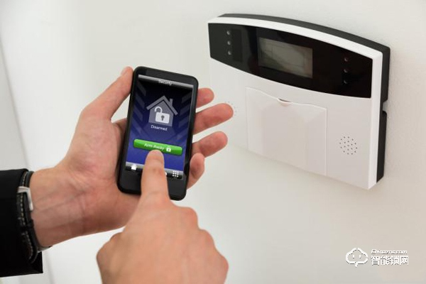 廣東老板做智能門鎖,靠“免費(fèi)換鎖”快速淘汰同行,成為當(dāng)?shù)劓i王 廣東老板做智能門鎖,靠“免費(fèi)換鎖”快速淘汰同行,成為當(dāng)?shù)劓i王