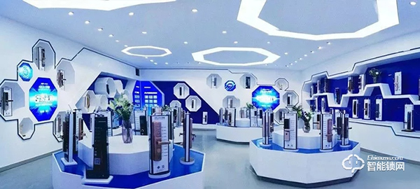 十五載品牌實(shí)力見證！安嘉斬獲智能鎖十大品牌獎(jiǎng)項(xiàng)