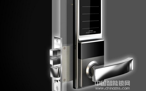 智能指紋鎖與傳統(tǒng)電子鎖的優(yōu)勢是什么 智能指紋鎖與傳統(tǒng)電子鎖的優(yōu)勢是什么