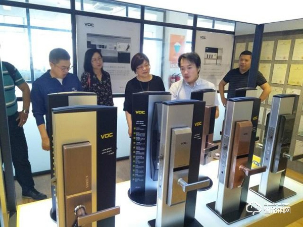 中國智能鎖行業(yè)考察第一站中立、通用智能鎖