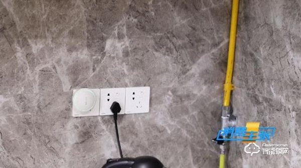 智能門鎖、一鍵布防！什么樣的安防產(chǎn)品，能放心幫你看家？